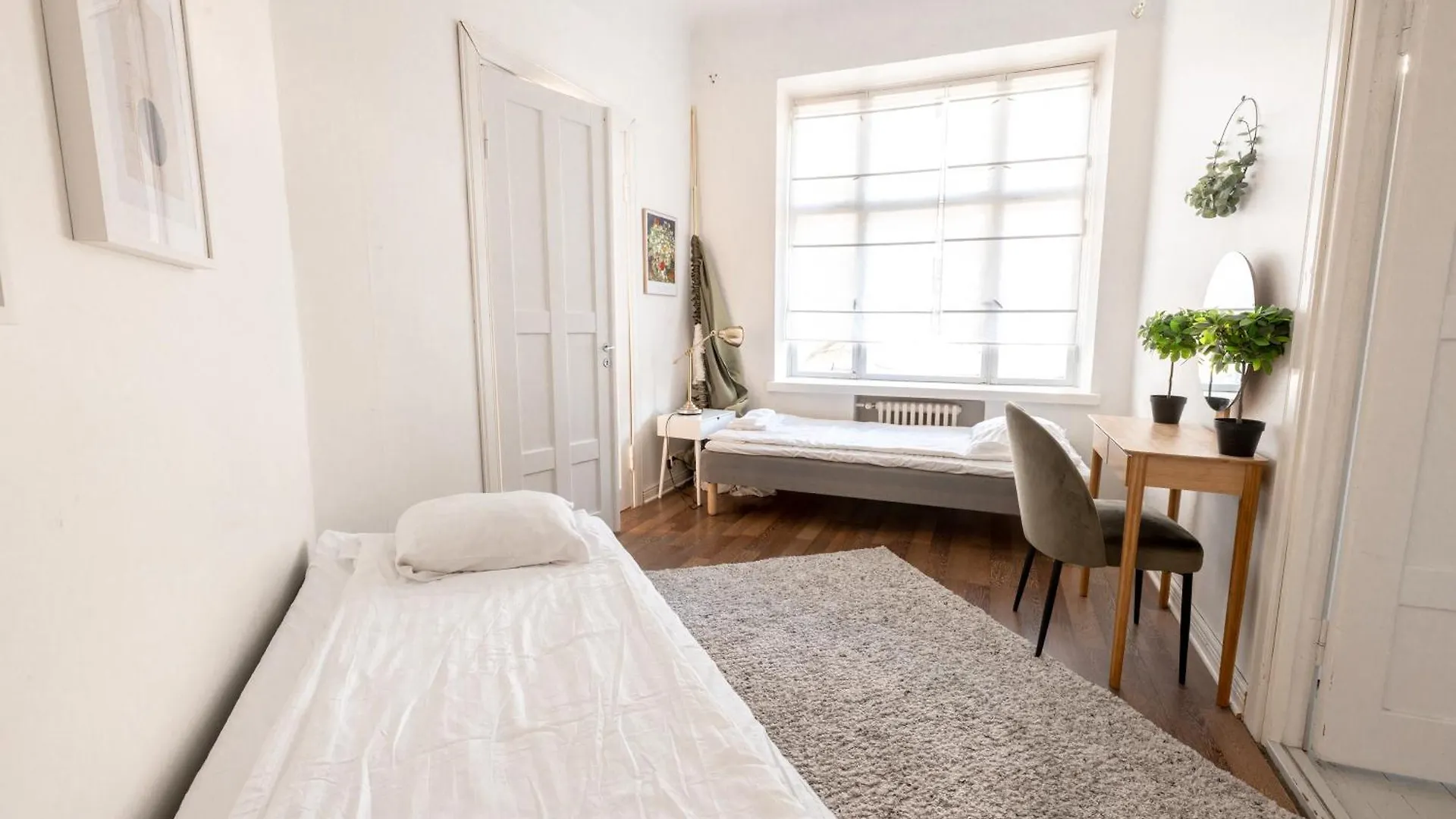 2Ndhomes 2Br City Center Apartment With Balcony & Park View Helsinki Finland
